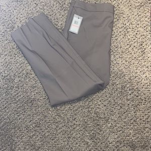 NWT! Chaus Doubleweave Ankle Pants | Size‎ 10